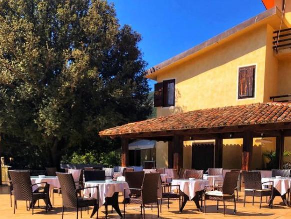 Hotel Taloro Gavoi Εξωτερικό φωτογραφία
